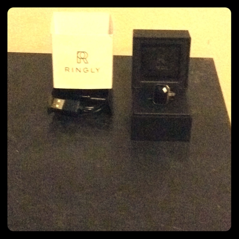 Ringly fitness tracker